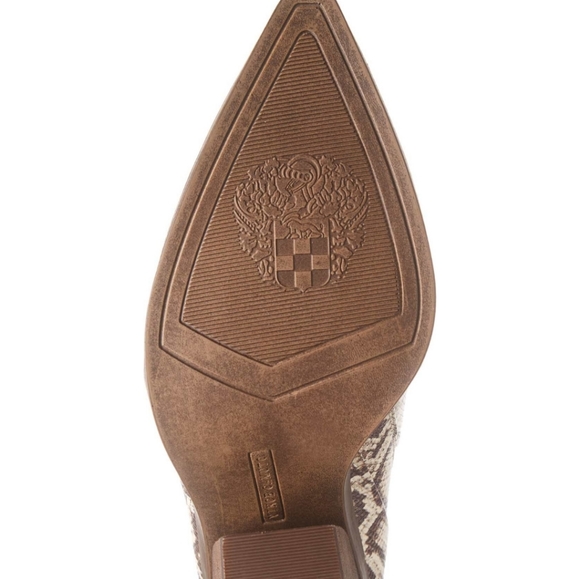 Vinte Camuto Gadina Block heel booties Size 8 - Picture 6 of 10